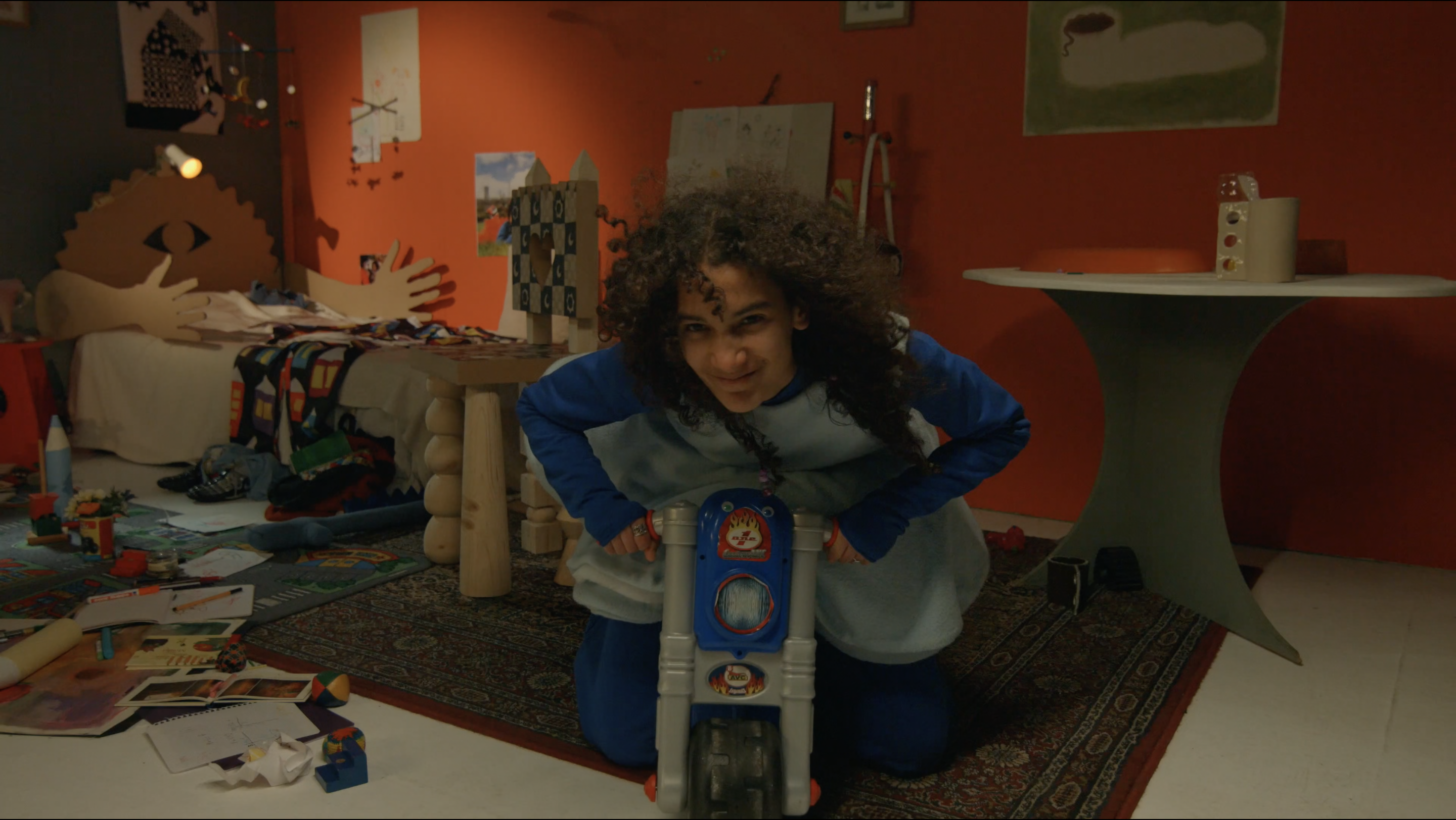 Can you leave the door open?: Maïa Taïeb